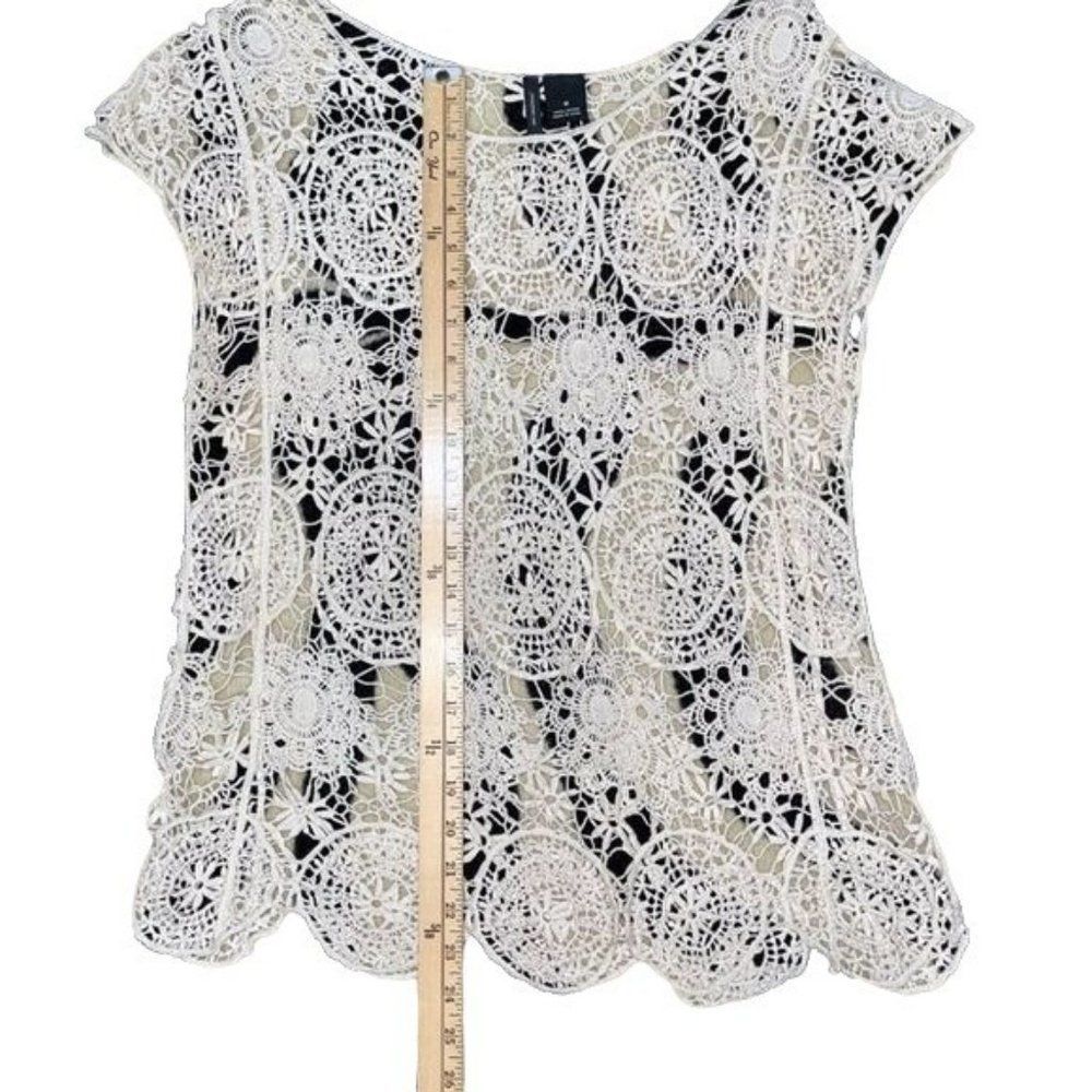 New Directions 100% cotton floral lace top or beach cover size M EUC - Picture 7 of 10
